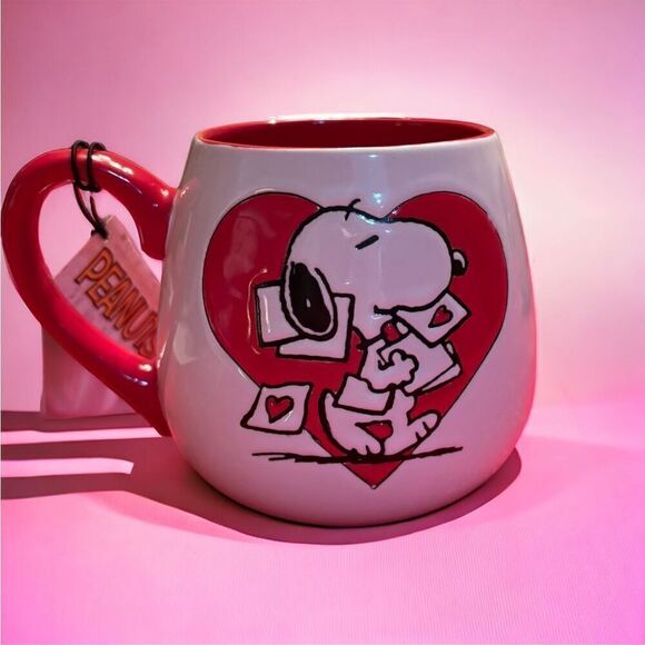 *NEW* Peanuts Snoopy Valentine’s Day Love Hearts Mail Ceramic Mug by Gibson - Picture 3 of 5